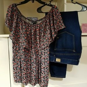 JORDACHE Jeans & TORRID Blouse